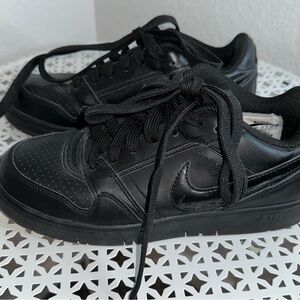 Nike Black Shoes